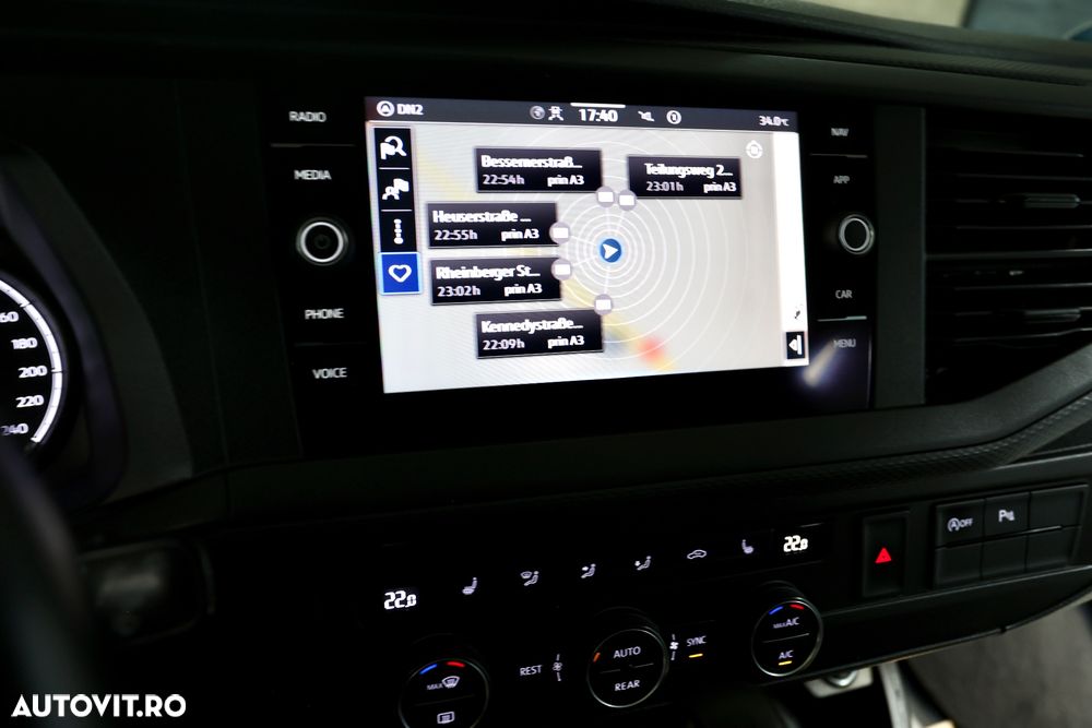 Volkswagen Multivan 2.0 TDI DSG 110KW Style - 17