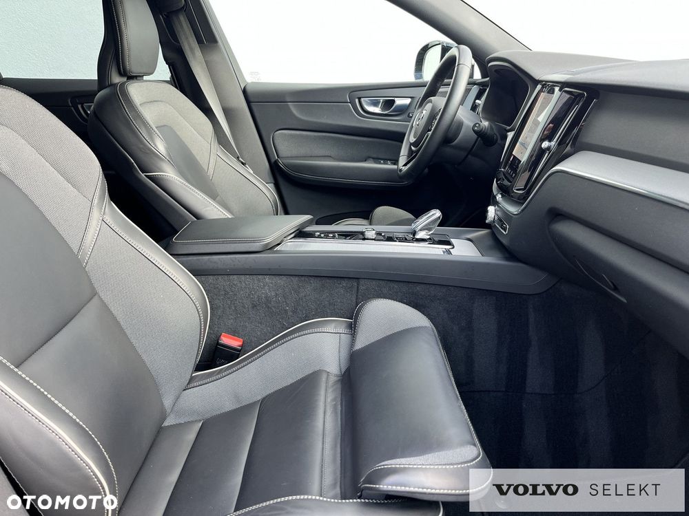 Volvo XC 60 - 32