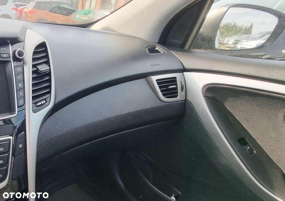 Hyundai i30 - 15