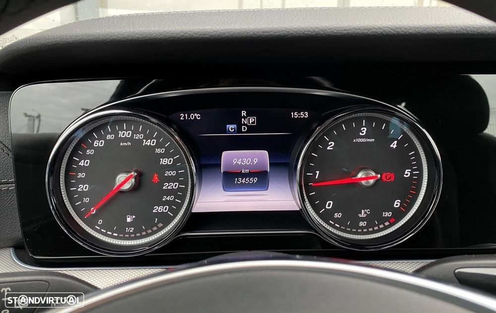 Mercedes-Benz E 220 d AMG Line - 40