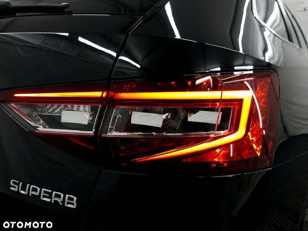 Skoda Superb 2.0 TDI SCR L&K DSG - 25