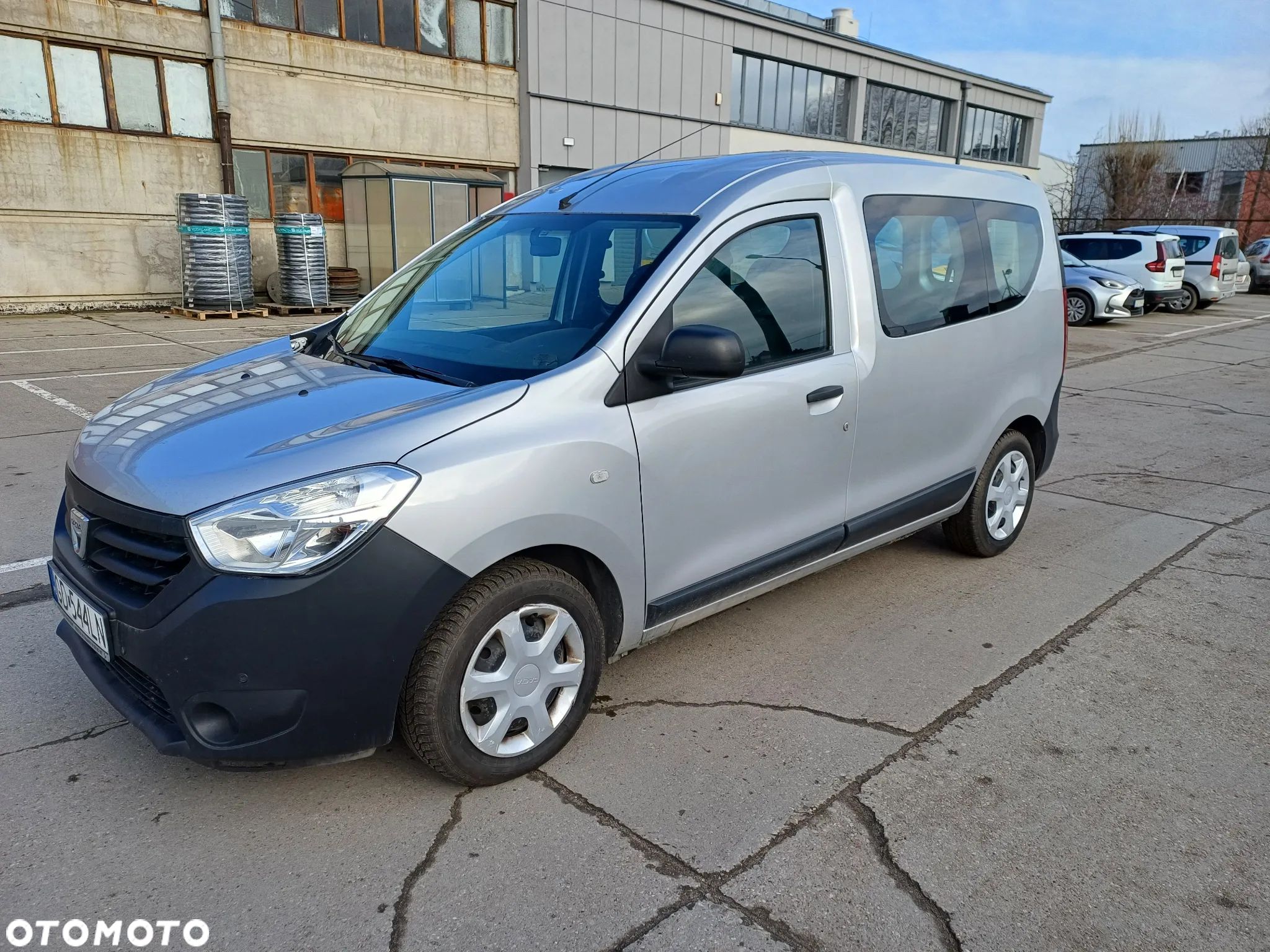 Dacia Dokker 1.6 SCe Ambiance Plus - 1