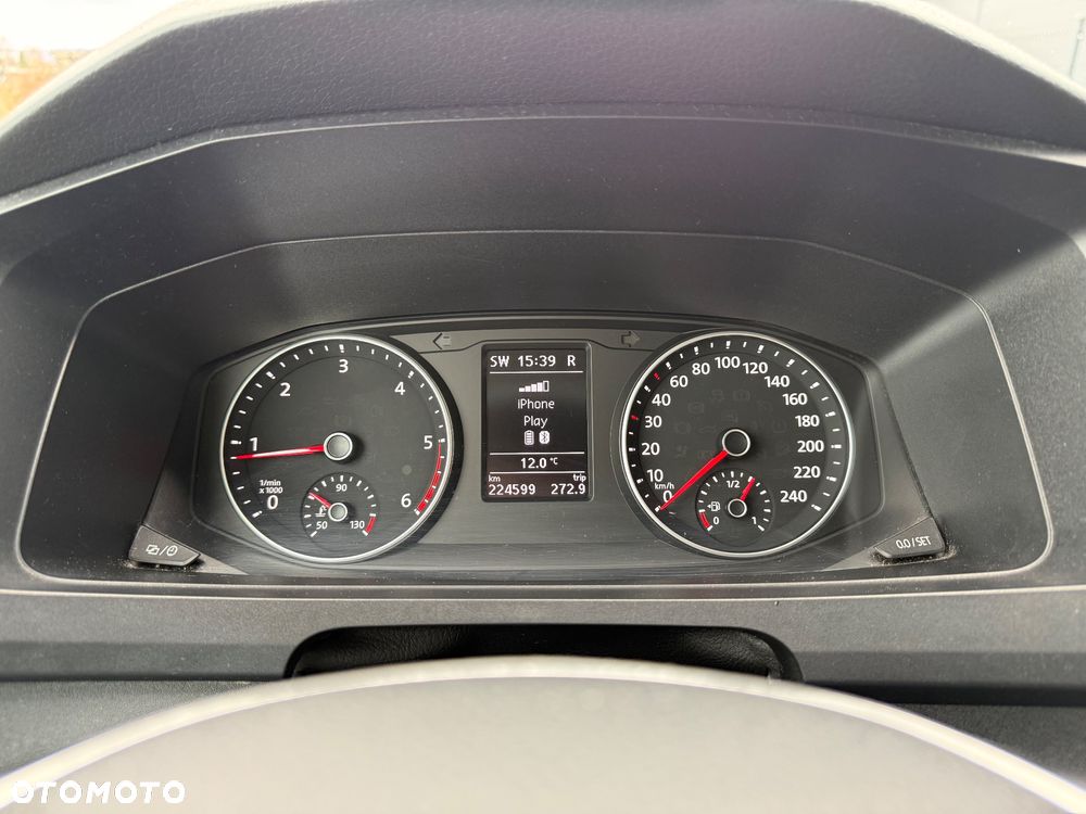 Volkswagen Transporter - 2