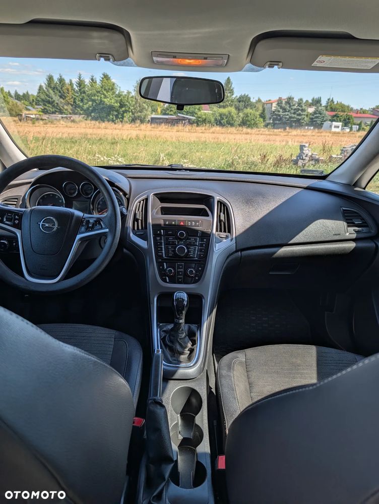 Opel Astra 1.6 Active EU6 - 14