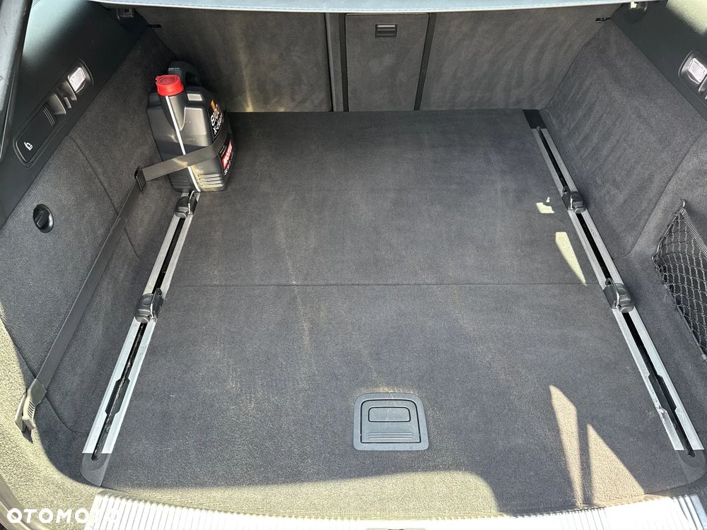 Audi A6 Avant 2.0 TDI Ultra DPF S tronic - 16