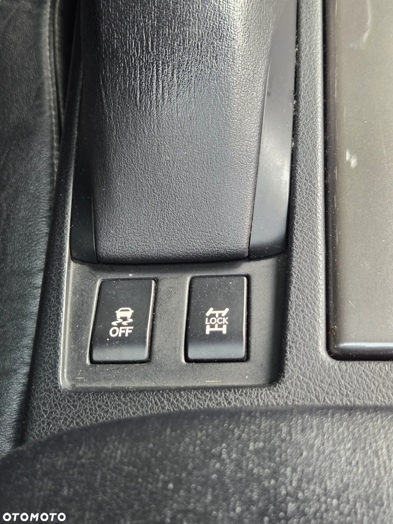 Lexus RX 350 F Sport - 23