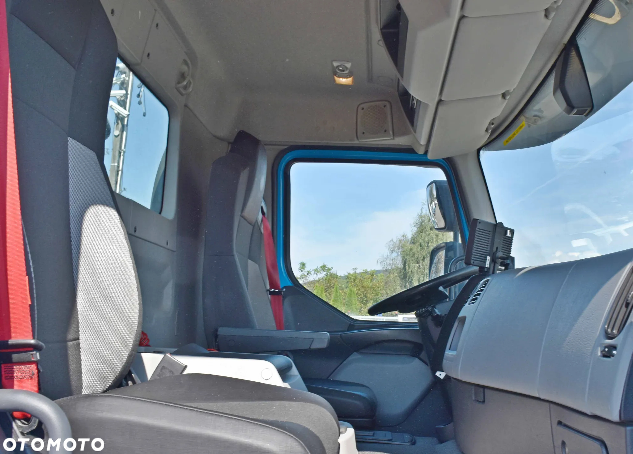 Renault C 320 * PK 12002 EH A + PILOT * STAN BDB - 11
