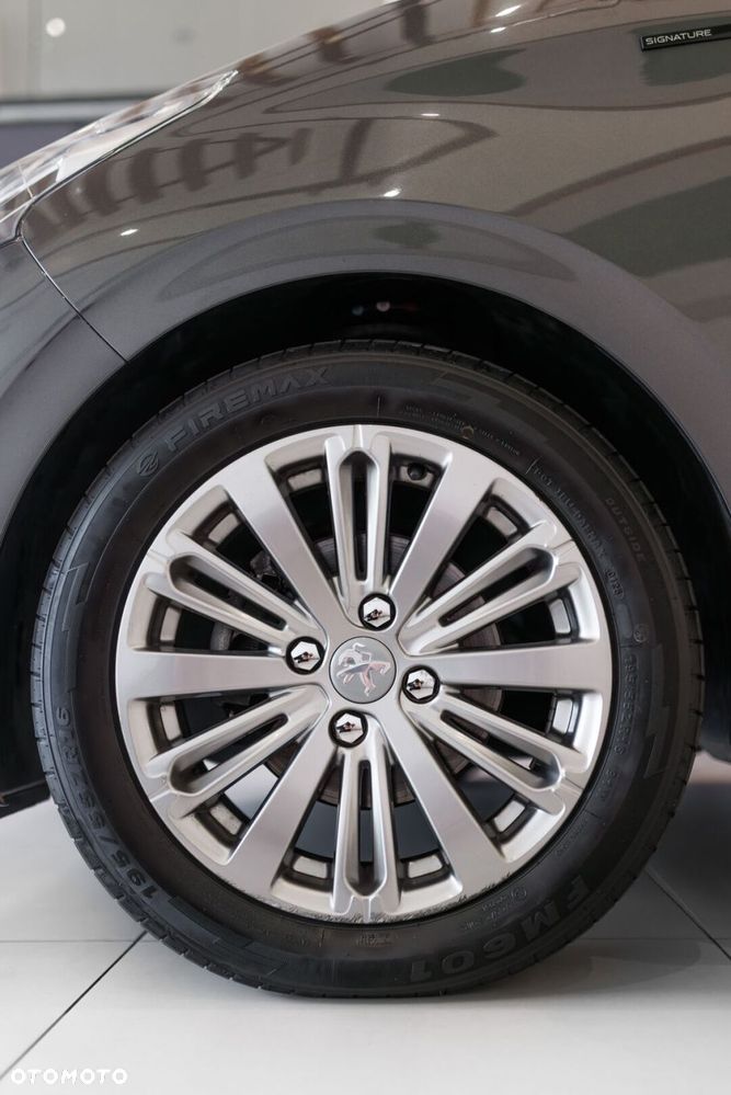 Peugeot 208 1.2 PureTech GPF Signature S&S - 15