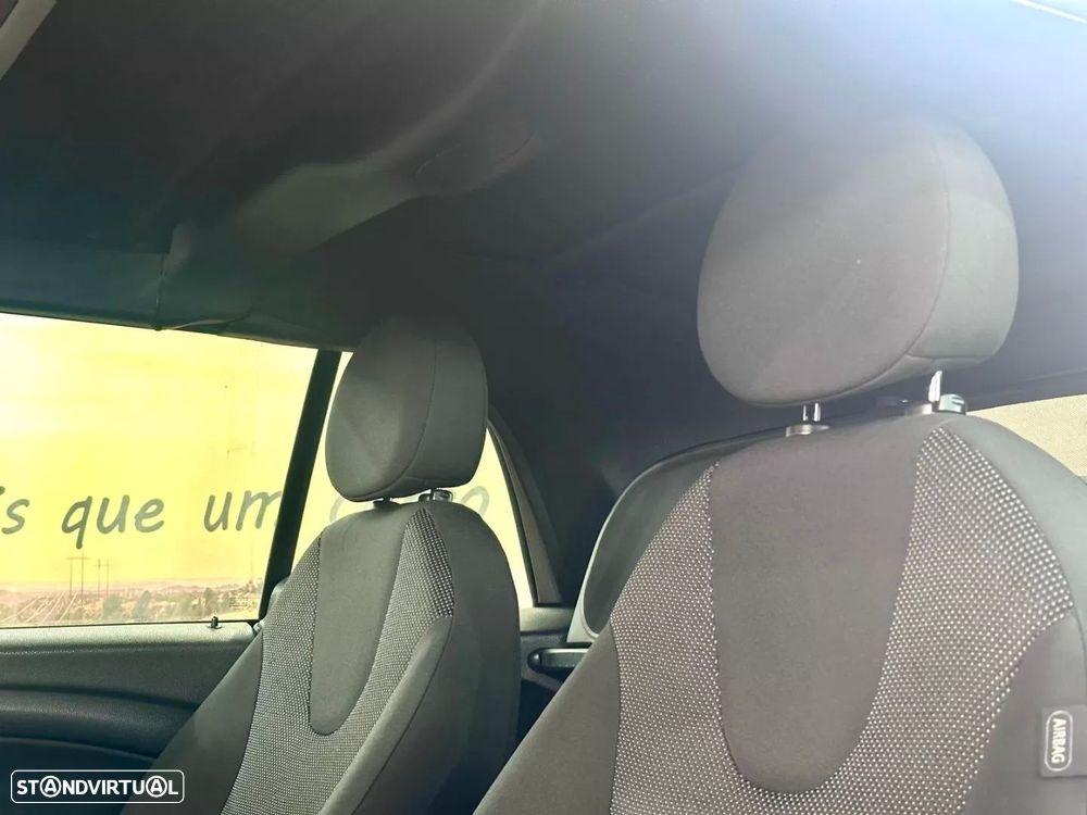 MINI Cabrio One - 16