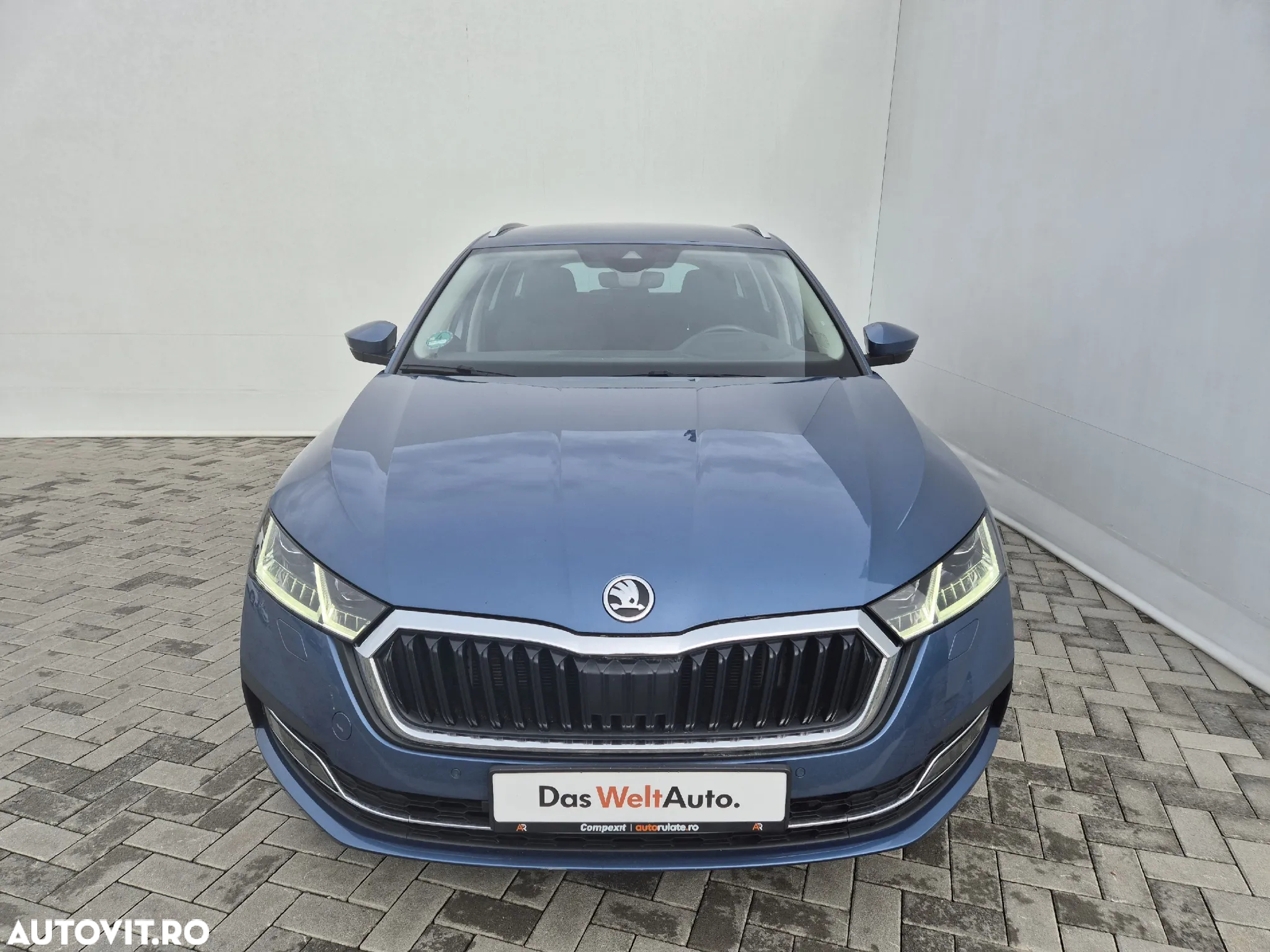 Skoda Octavia Combi 2.0 TDI DSG Style - 8