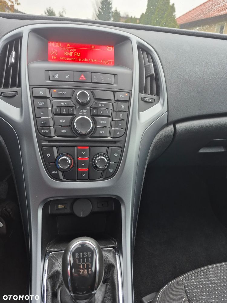 Opel Astra 1.4 Turbo - 13