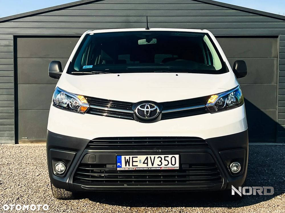 Toyota ProAce Kombi D-4D Medium 2,8t - 4