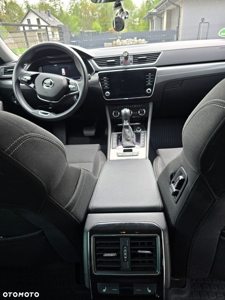 Skoda Superb 2.0 TDI SCR Ambition DSG - 15