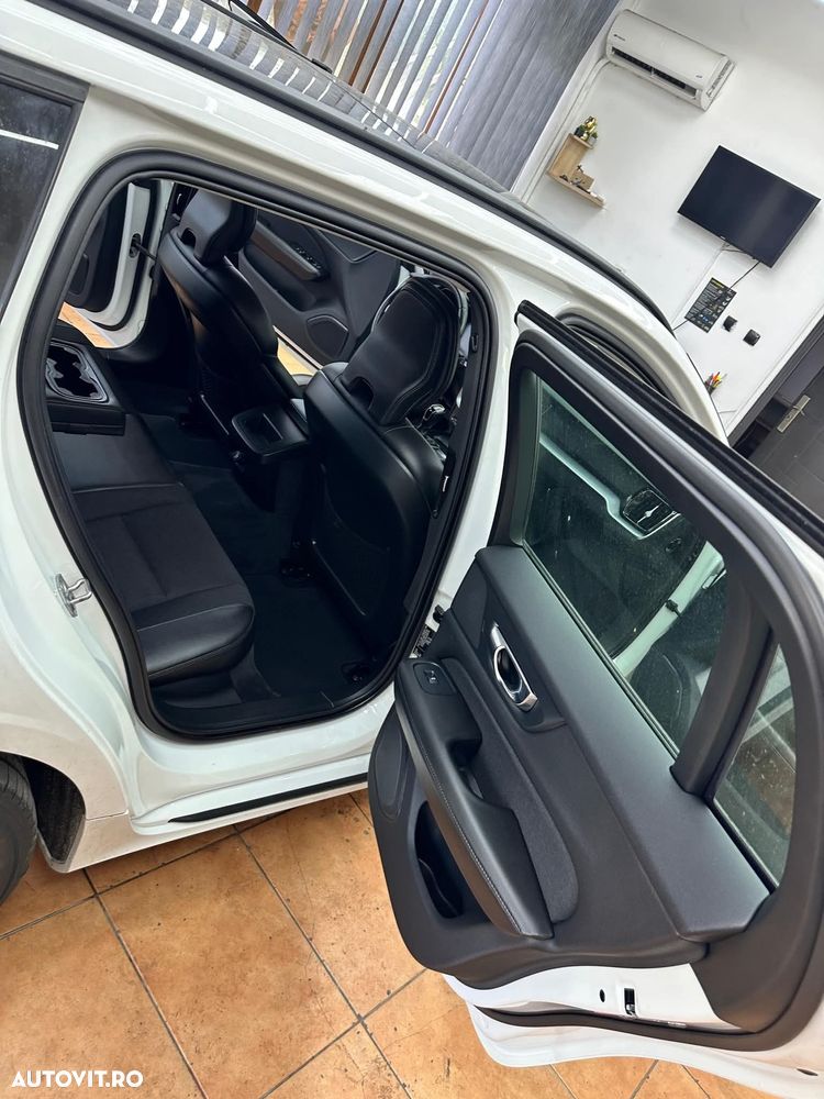 Volvo V60 D3 Momentum Pro - 9