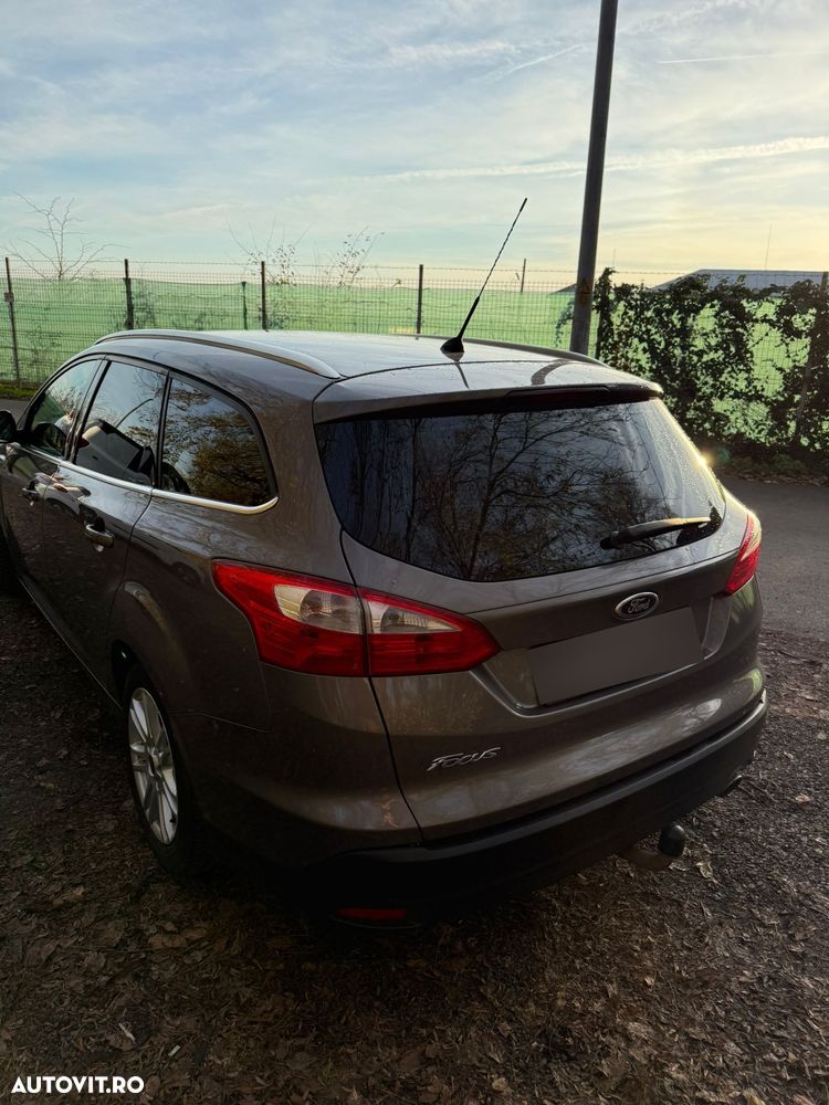 Ford Focus 2.0 TDCi DPF Aut. Titanium - 2