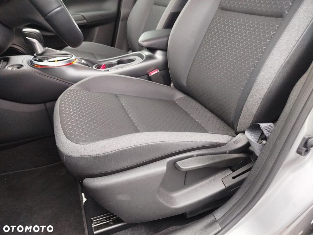 Nissan Juke 1.0 DIG-T N-Connecta DCT - 12