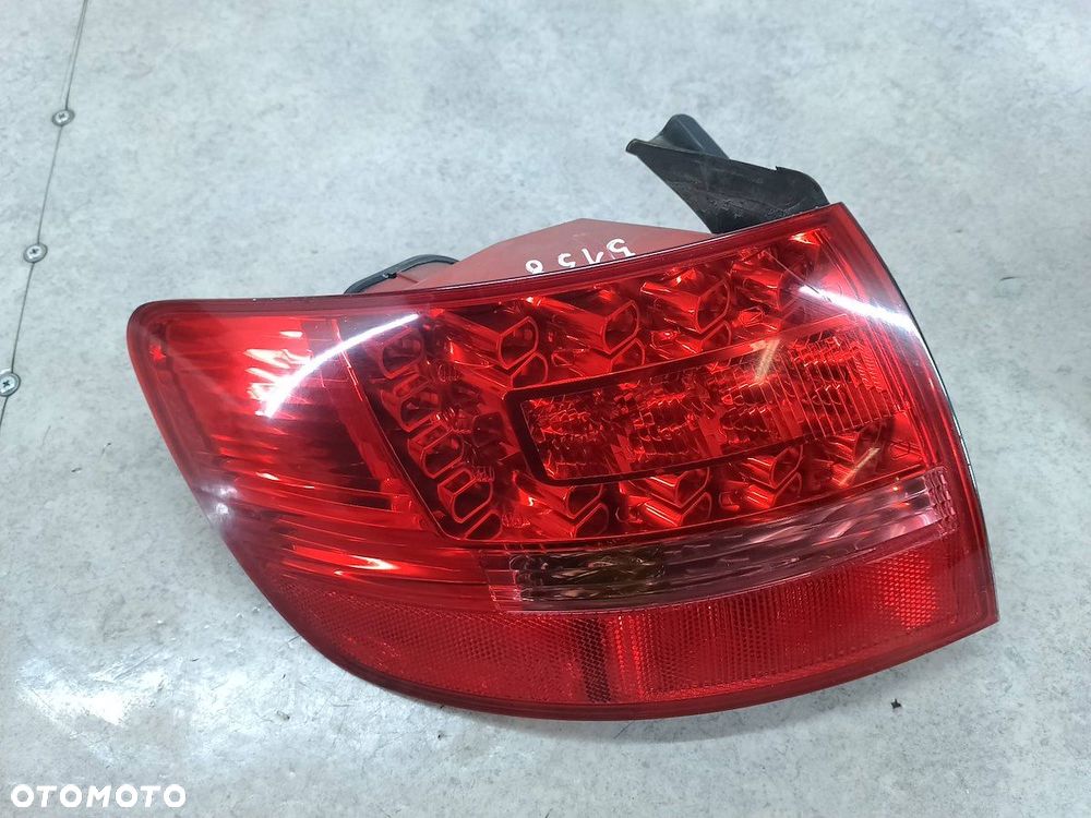 LAMPA TYLNA LEWA AUDI A6 C6 89037044 VALEO KOMBI - 5