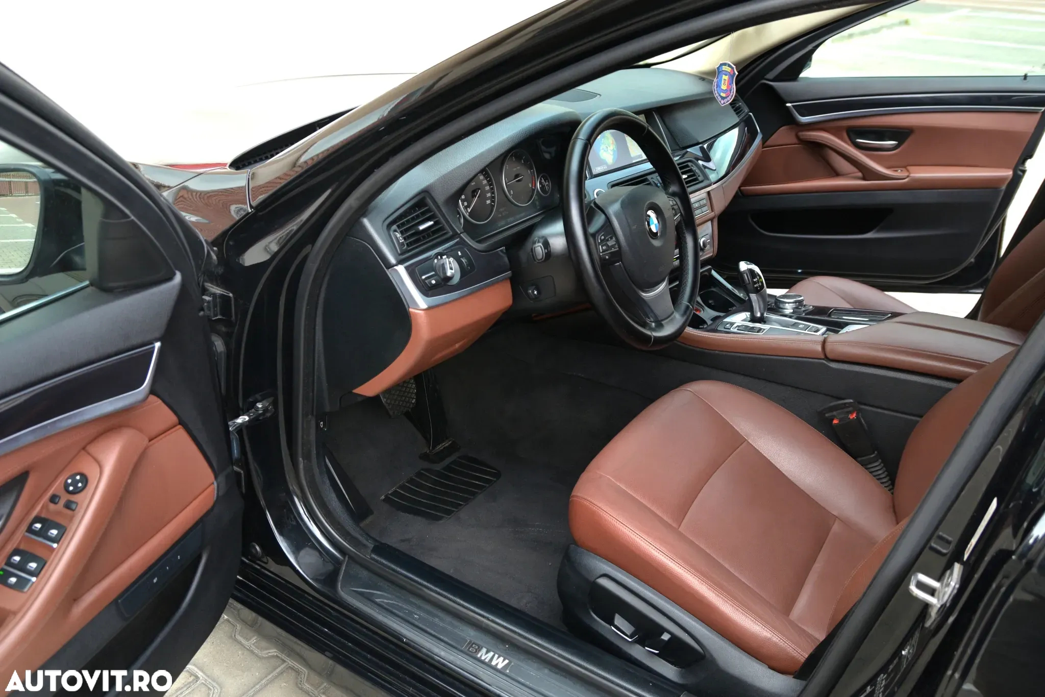BMW Seria 5 518d Touring Aut. Luxury Line - 8