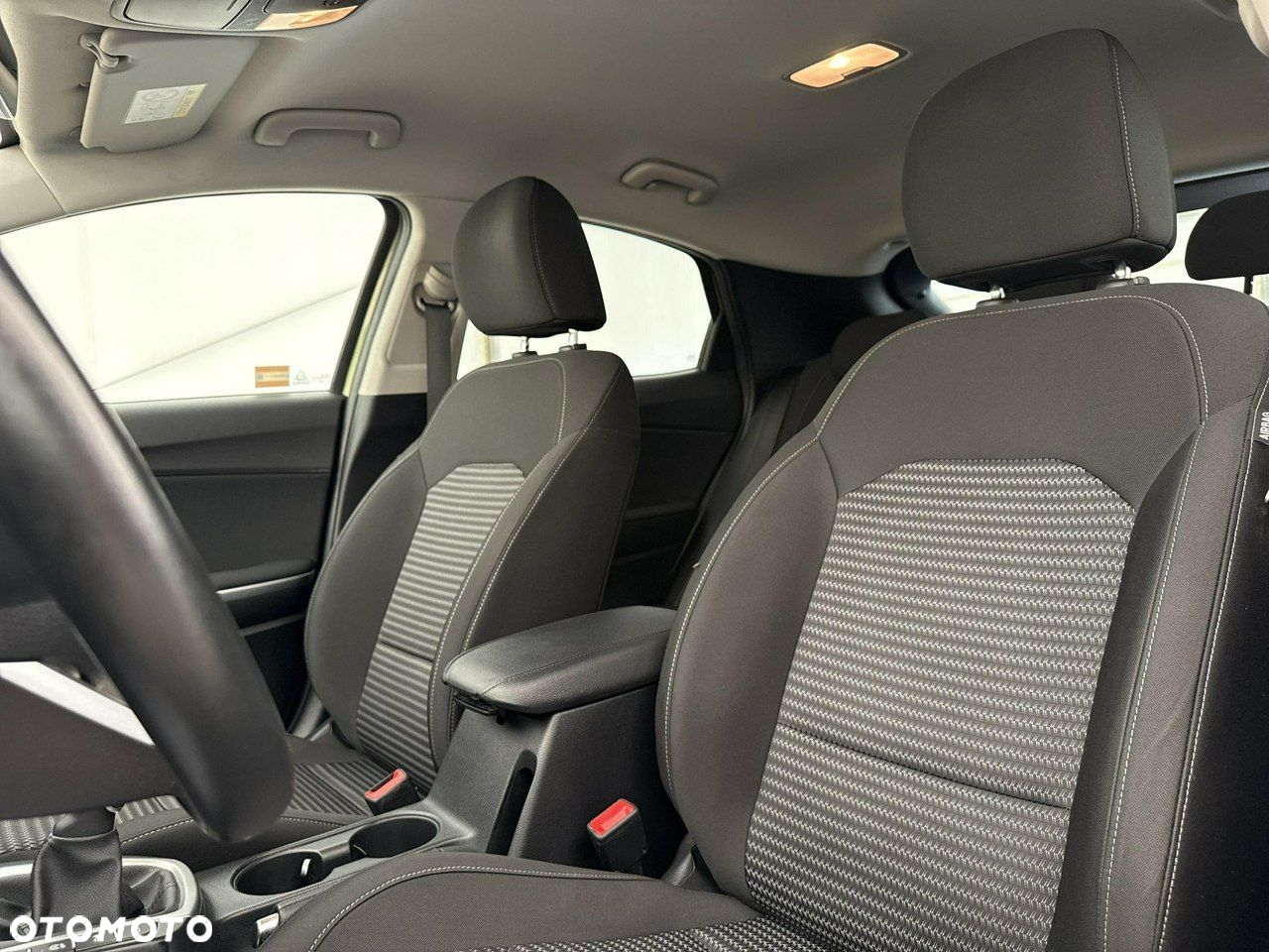 Kia XCeed - 11