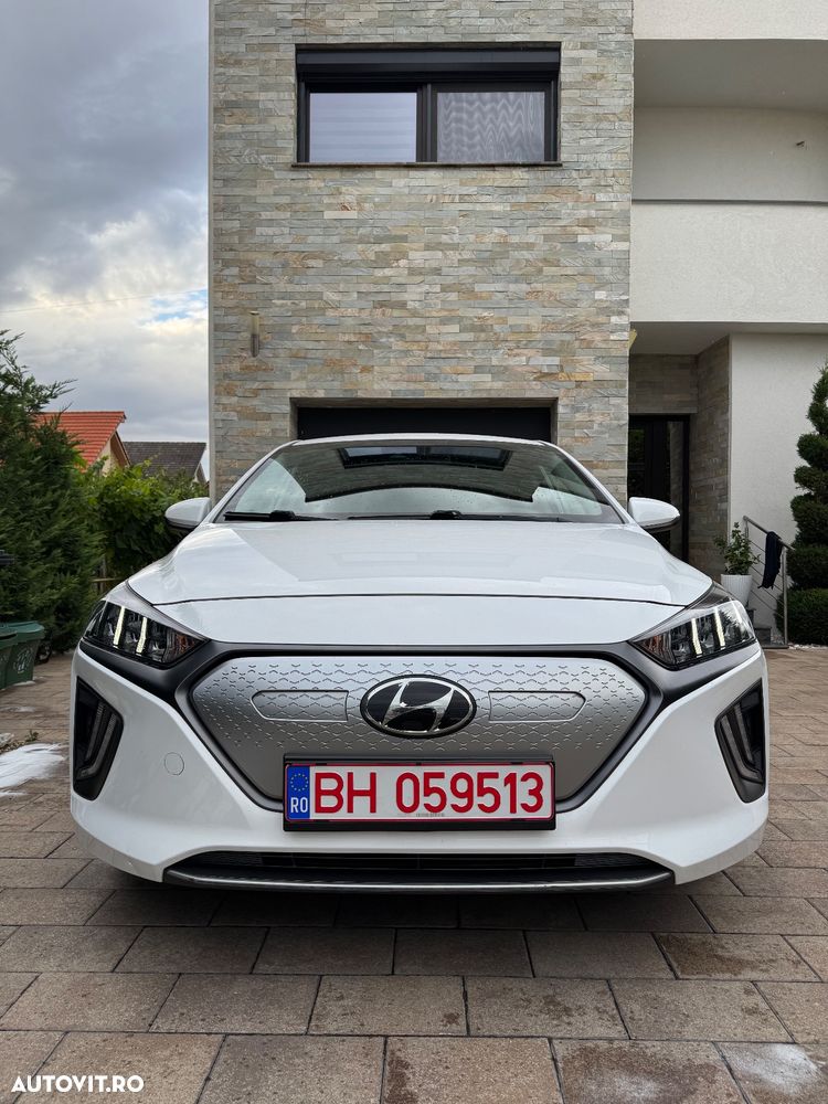 Hyundai IONIQ Elektro - 2