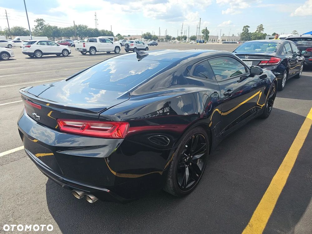 Chevrolet Camaro - 4