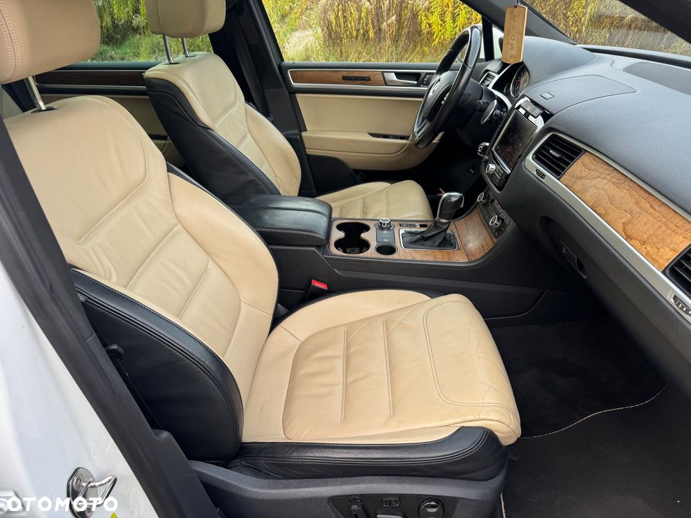 Volkswagen Touareg - 24