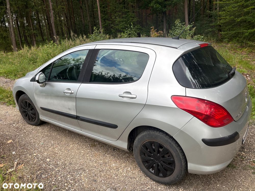 Peugeot 308 1.6 HDi Premium - 10