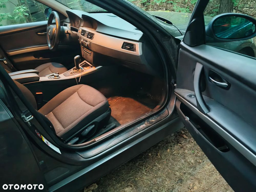 BMW Seria 3 320d DPF - 30