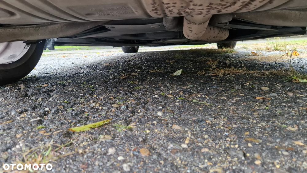 Mercedes-Benz Klasa B 200 CDI (BlueEFFICIENCY) - 10