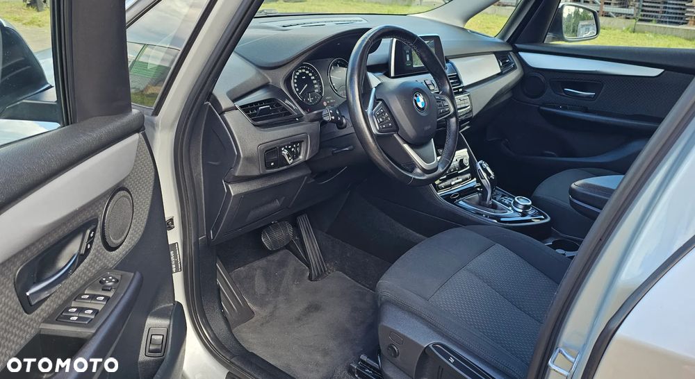 BMW Seria 2 218d GT xDrive Advantage sport - 13
