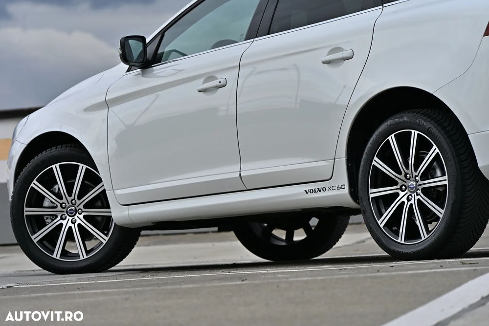 Volvo XC 60 D5 AWD Aut. Summum - 34