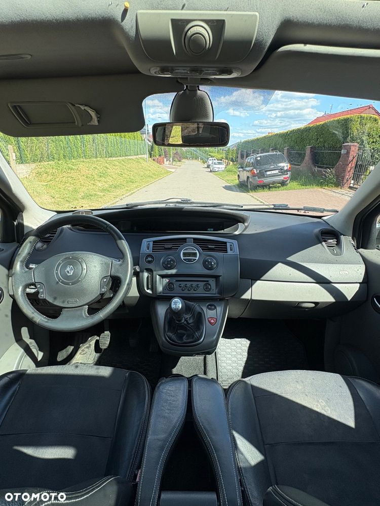 Renault Scenic 1.9 dCi Avantage - 17