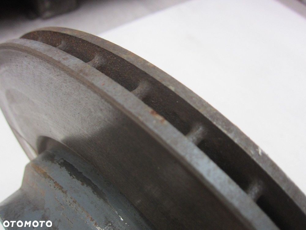 BMW E90 330i 325i TARCZE HAMULCOWE PRZEDNIE PRZÓD 33X24 34116854999 6854999 - 6