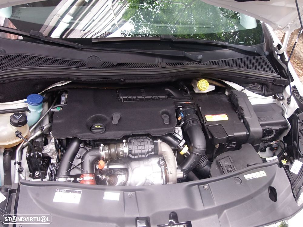 Peugeot 2008 e-HDi FAP 115 STOP & START Business-Line - 33