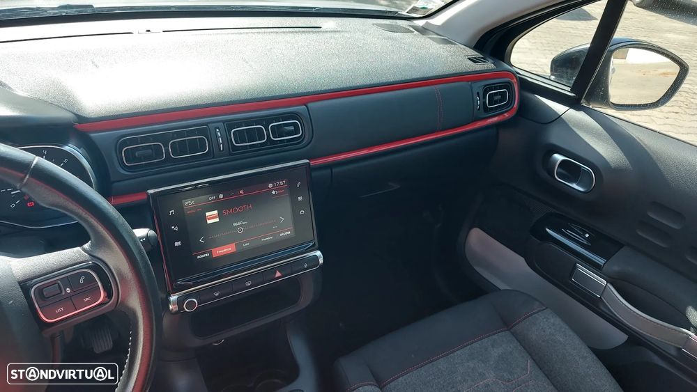 Citroën C3 Pure Tech Shine - 11