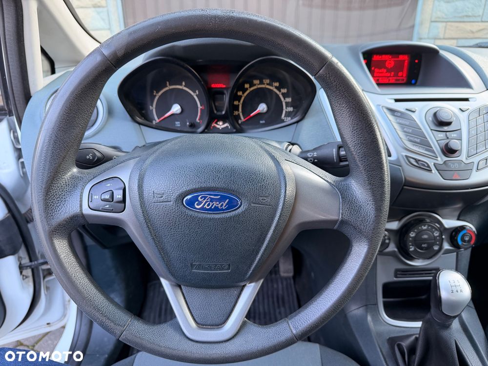 Ford Fiesta 1.25 Ambiente - 8