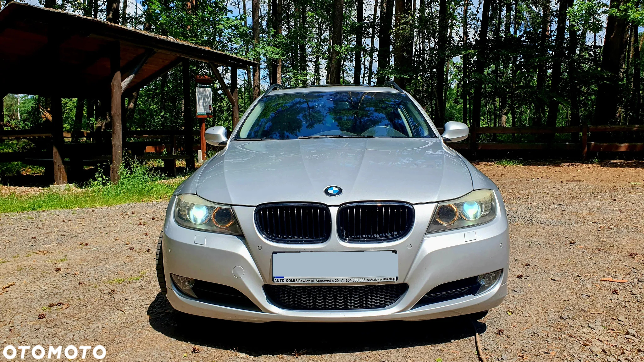 BMW Seria 3 318i - 4