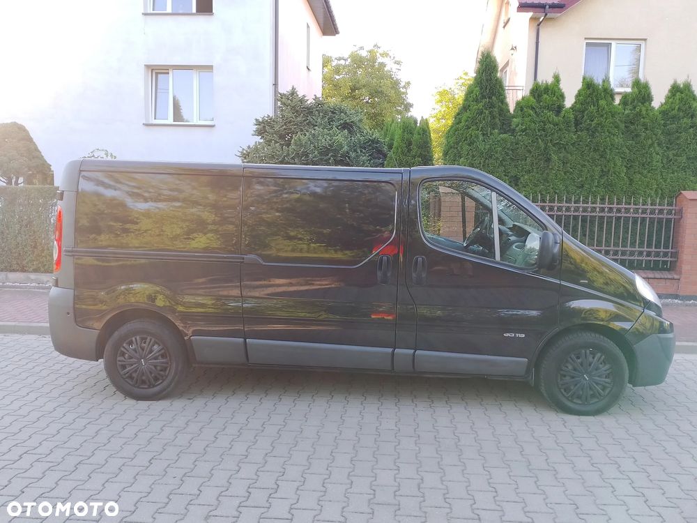 Renault TRAFIC - 9