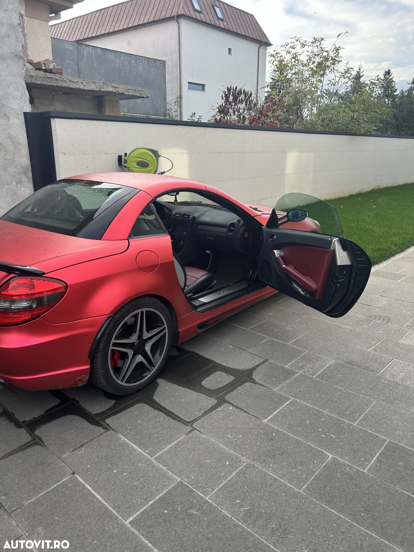 Mercedes-Benz SLK 55 AMG 7G-TRONIC - 4