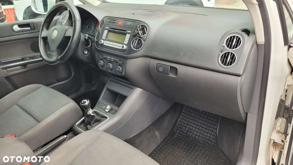 Volkswagen Golf Plus - 33