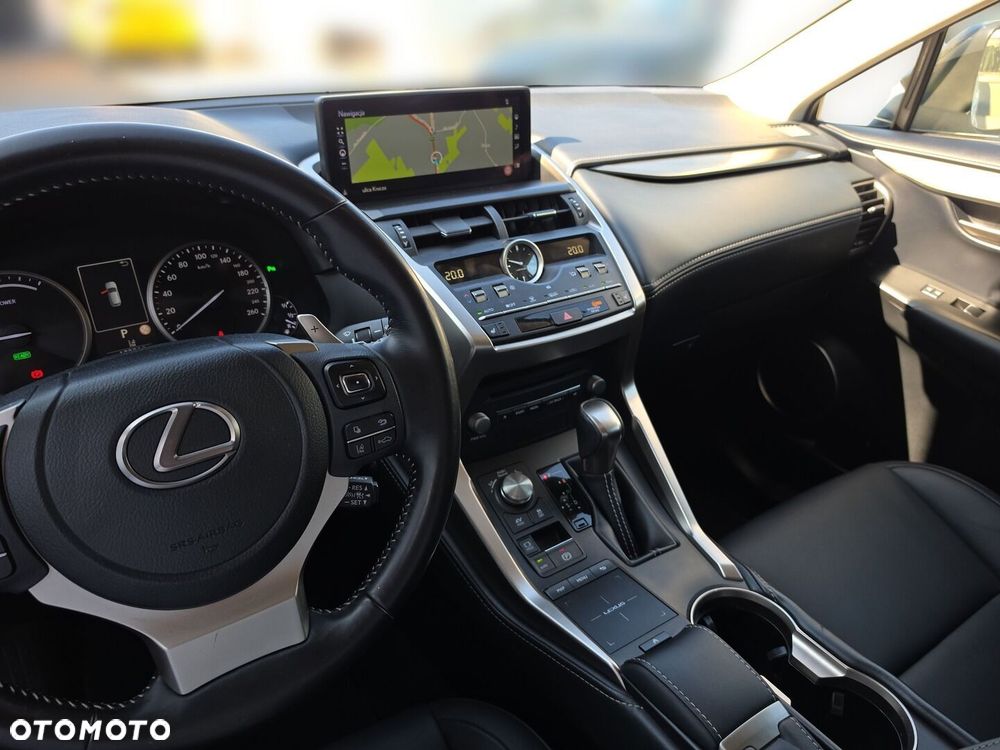 Lexus NX 300h F Impression AWD - 16