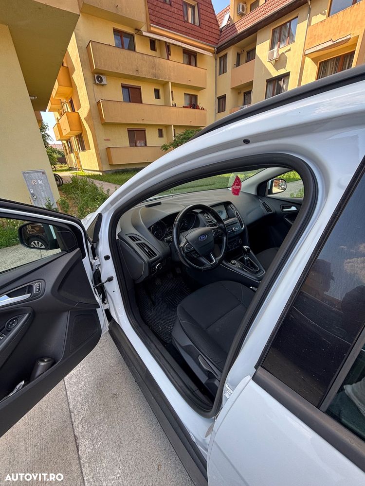 Ford Focus 2.0 TDCI Trend - 9