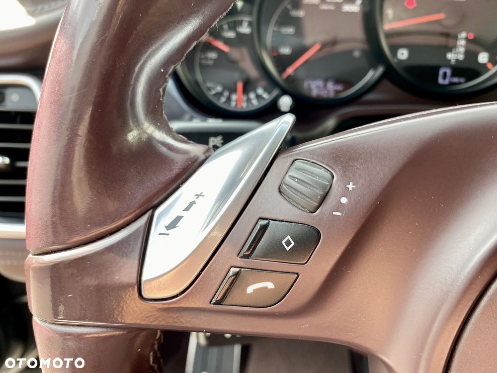 Porsche Panamera Diesel - 30