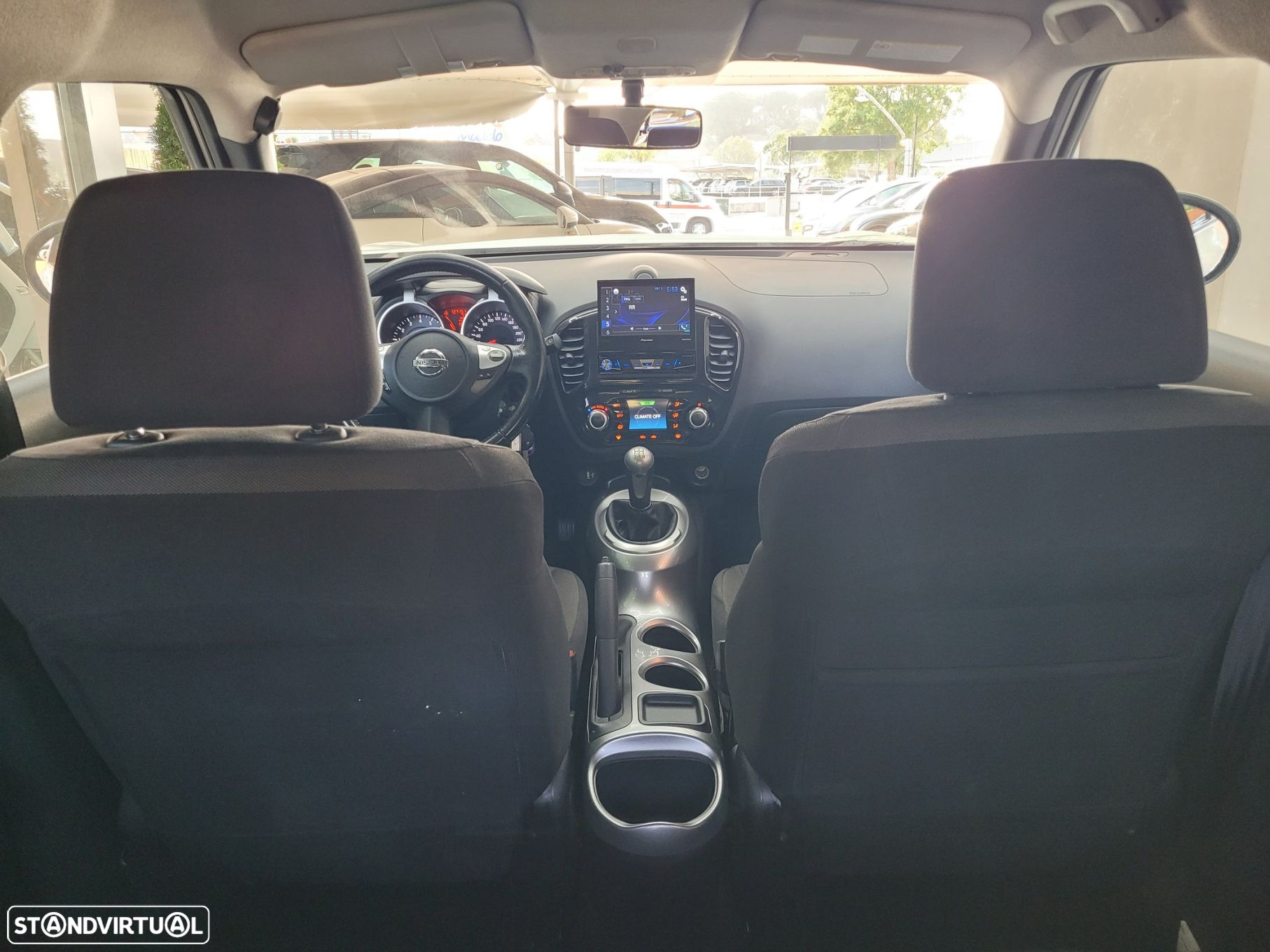 Nissan Juke 1.6 Eco Acenta Connect - 37