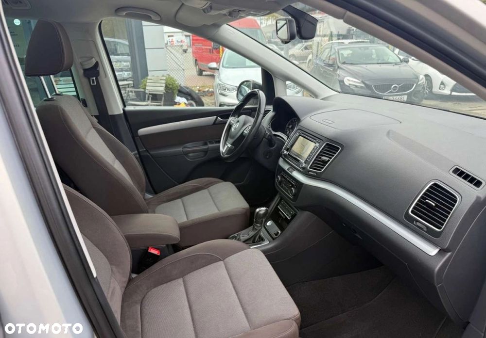 Volkswagen Sharan - 24