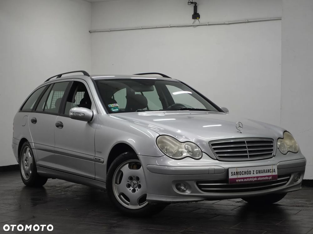 Mercedes-Benz Klasa C 220 CDI Classic - 11