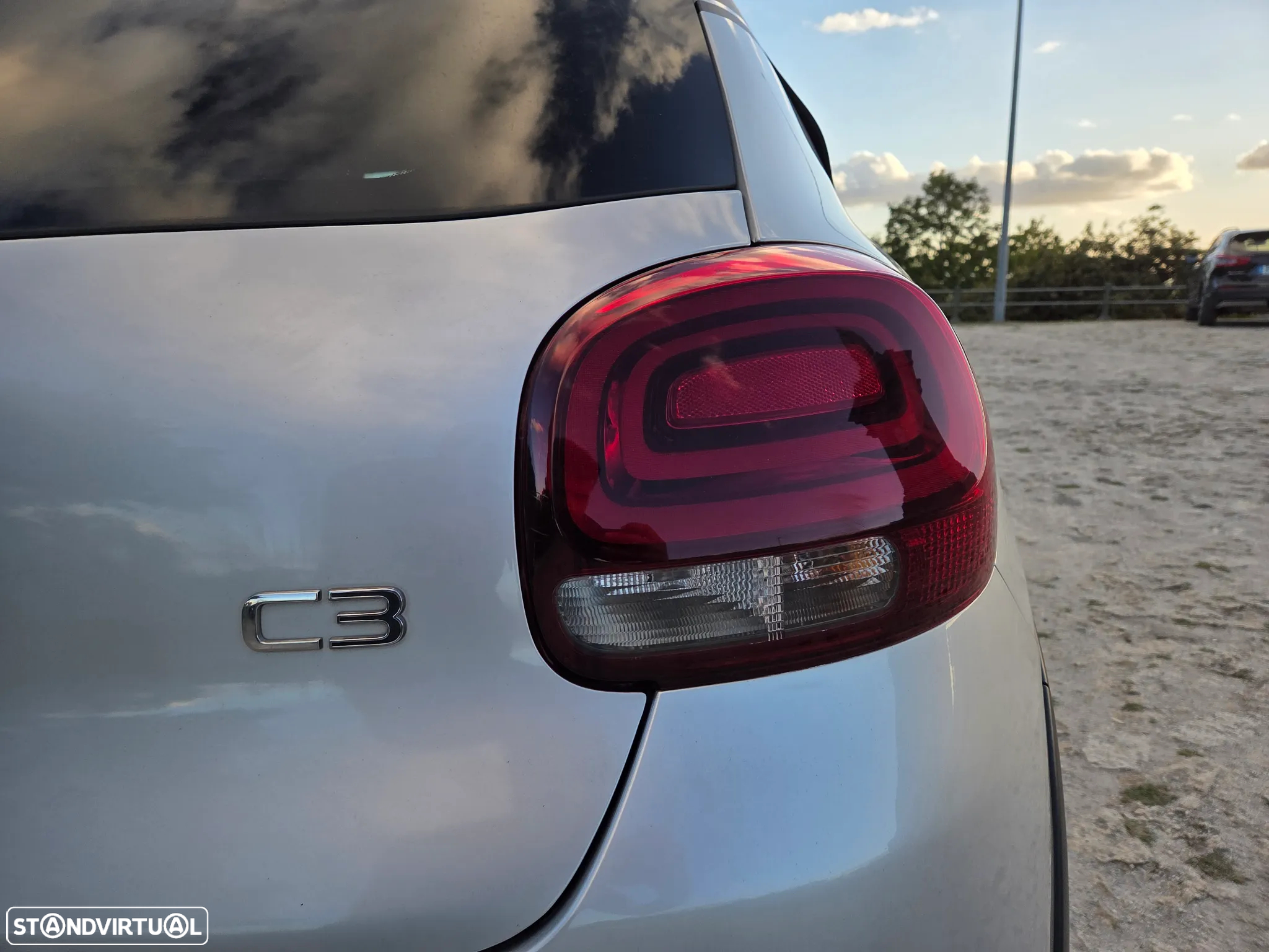 Citroën C3 1.2 PureTech Shine - 11