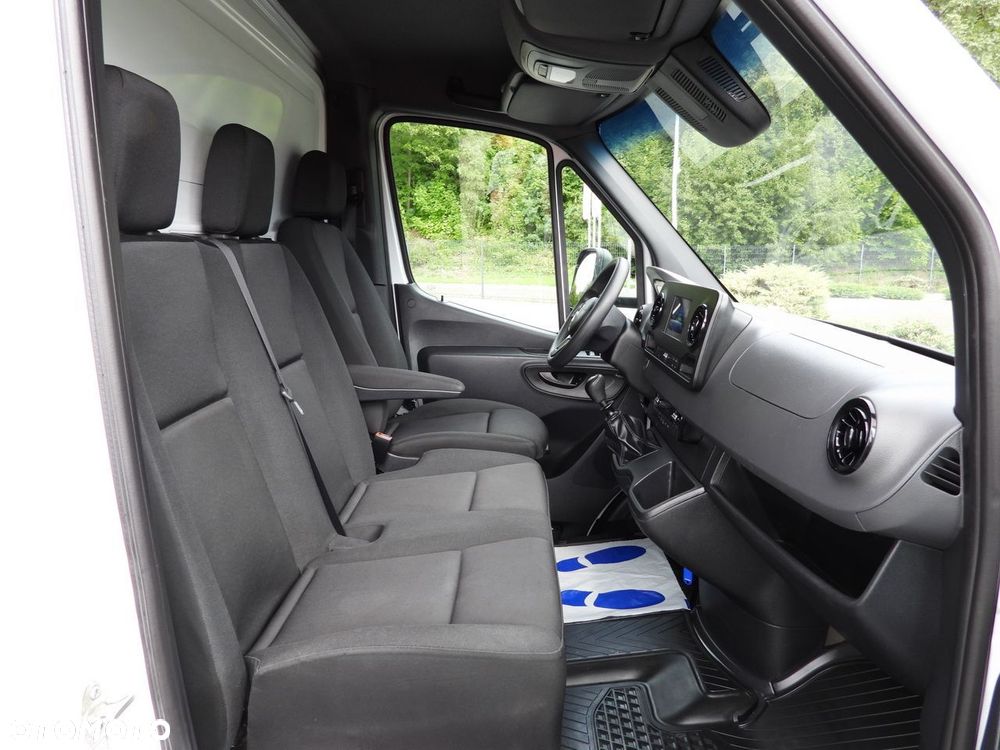 Mercedes-Benz SPRINTER 515 KONTENER WINDA 8 PALET TEMPOMAT BLIŹNIACZE KOŁA KLIMATYZACJA  150KM - 37