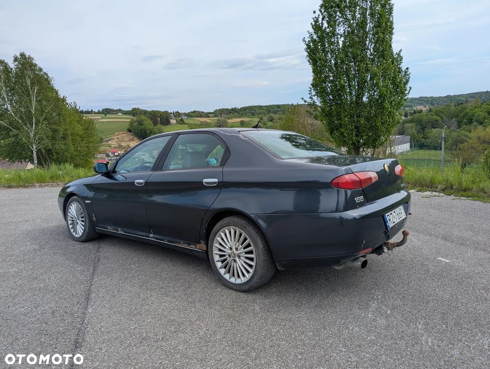 Alfa Romeo 166 2.4 JTD Distinctive - 1