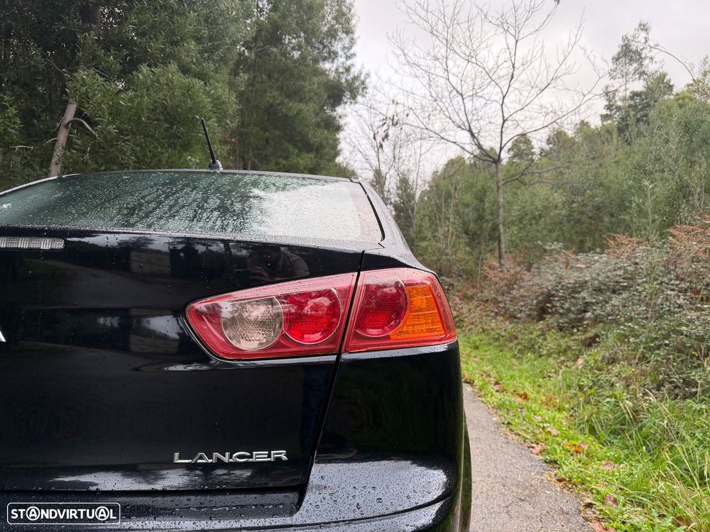 Mitsubishi Lancer 2.0 DI-D Intense + Pk Co. FPF - 19